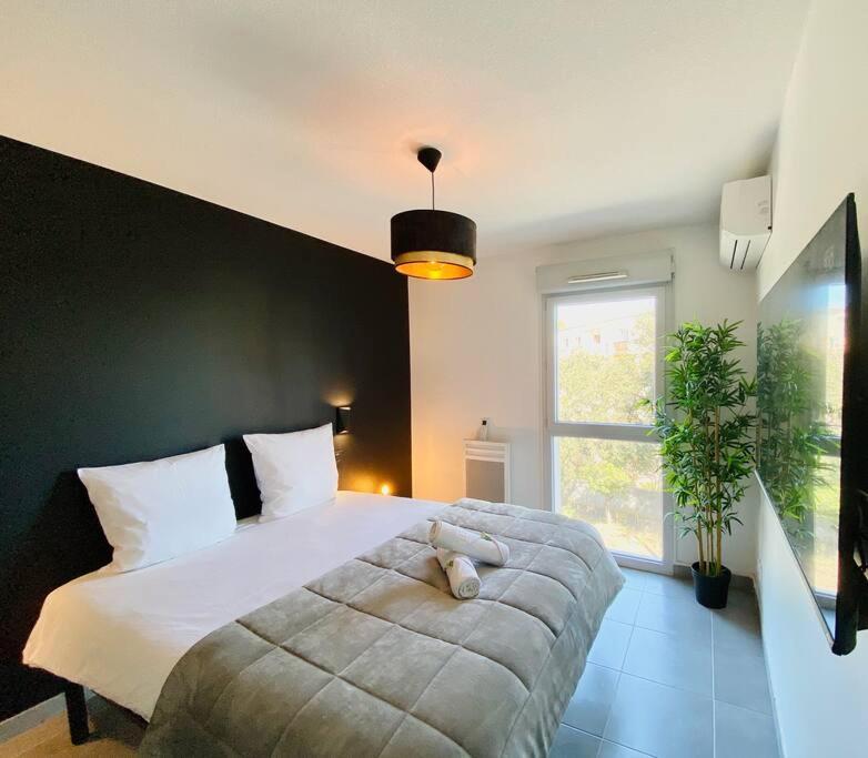 Marcenac - T2 En Residence, Clim, Parking, Terrasse Appartement *