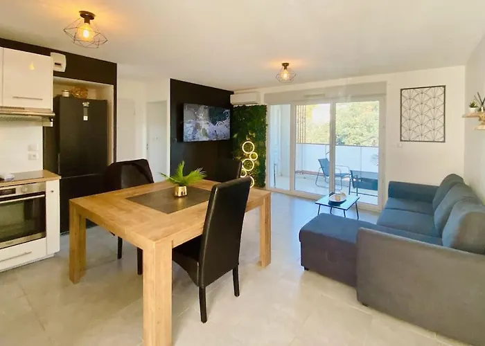 Marcenac - T2 En Residence, Clim, Parking, Terrasse